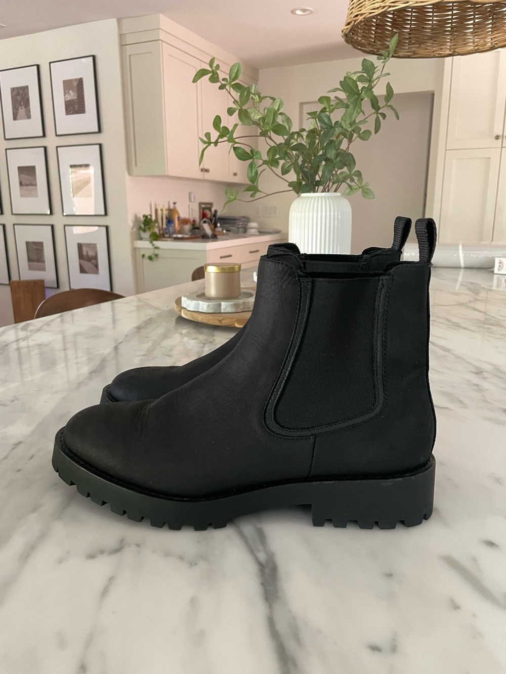 Thursday Boot Company Chelsea Boots Legend Matte Black Leather Size 10 Women